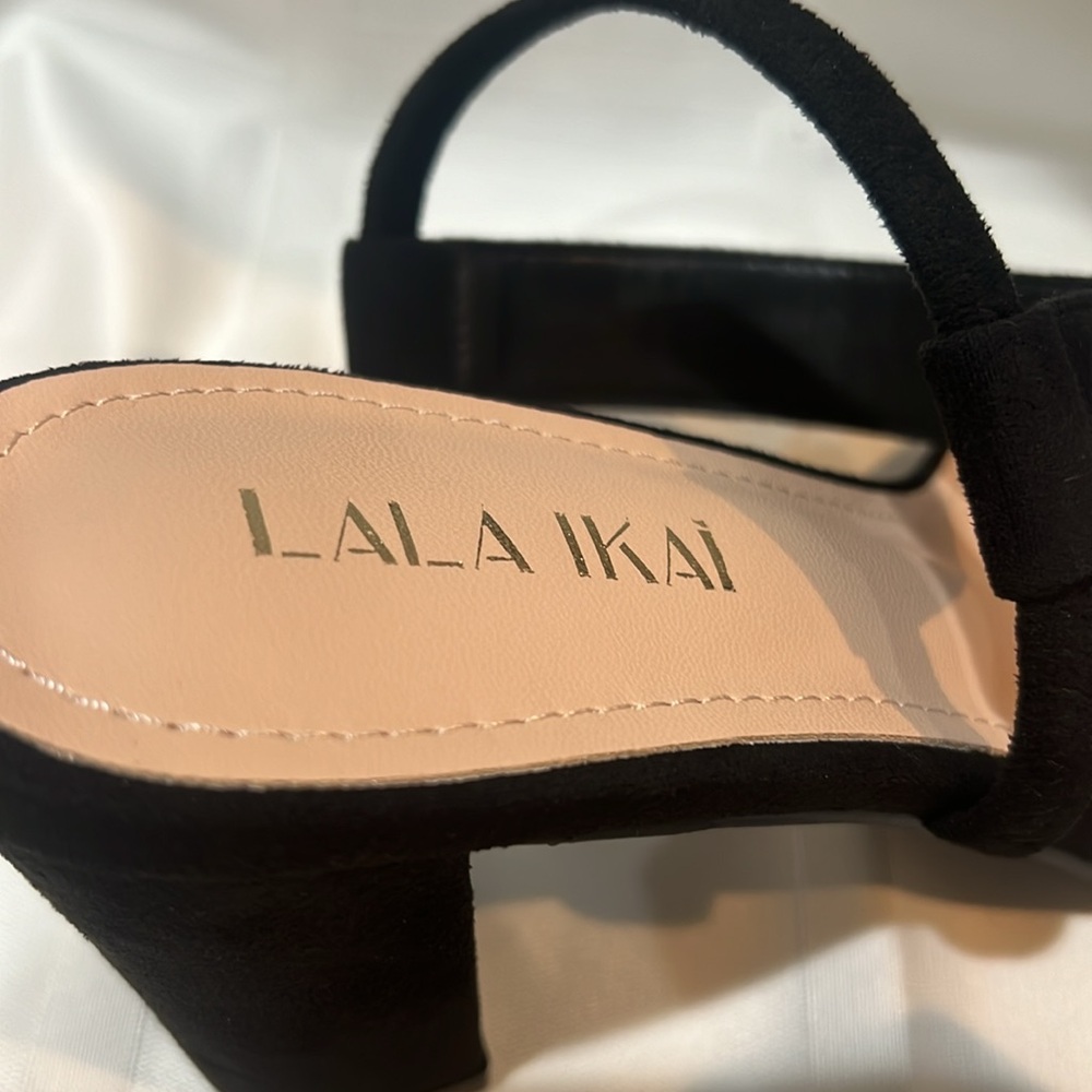 NWB LALAIKAI . CHUNKY HIGH HEEL SANDALS - Picture 8 of 11